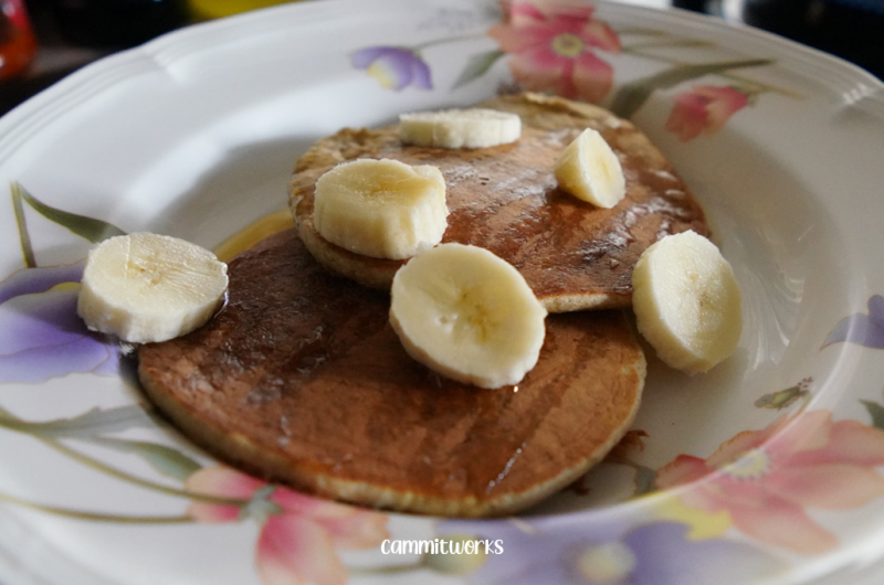 Banana Oat Pancakes